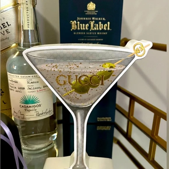 NWT FASHION WOOD ACCENT GG - Picture 1 of 3